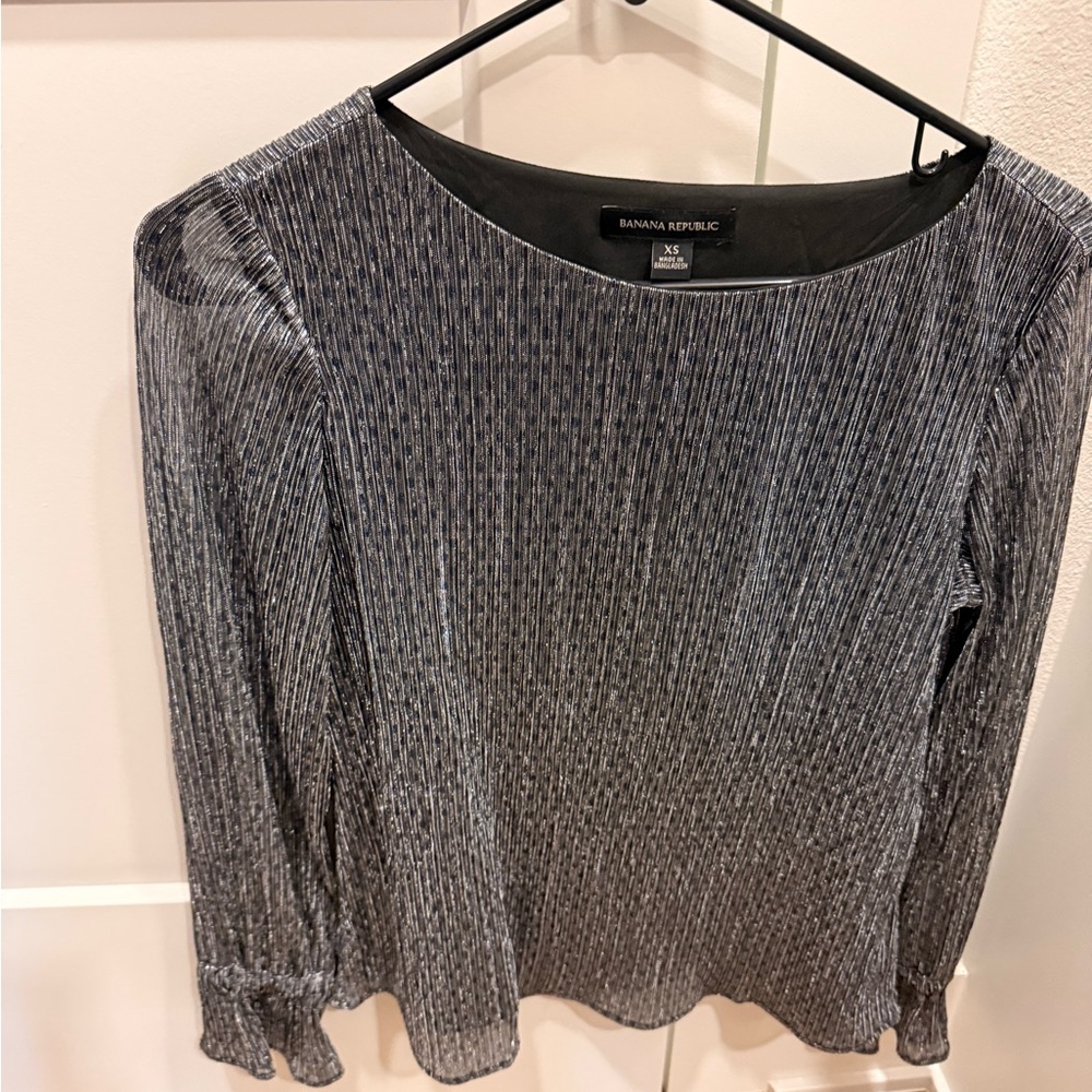 Banana Republic Metallic Gray Blouse